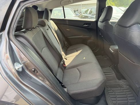 Used 2016 Toyota Prius Two FWD image 15