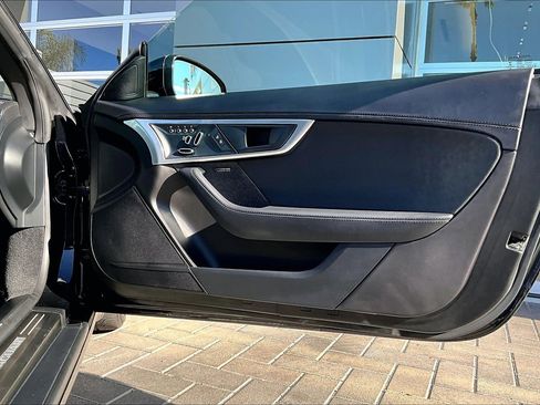 Used 2022 Jaguar F-TYPE Coupe image 24