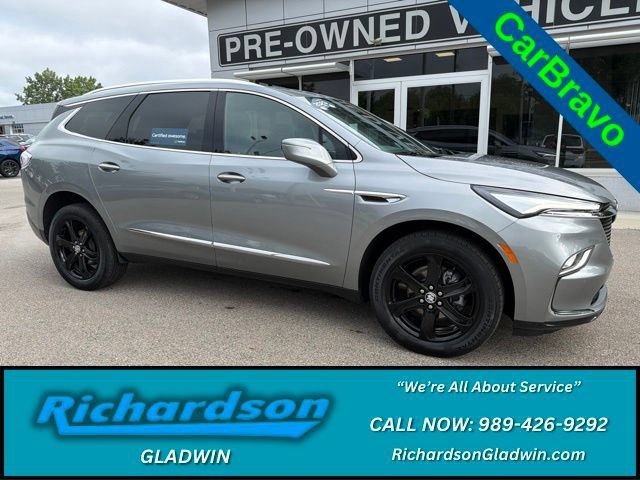 Used 2023 Buick Enclave Essence w/ Sport Touring Edition AWD/4WD image 1