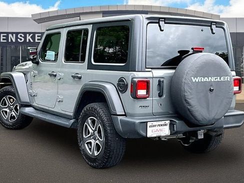 Used 2019 Jeep Wrangler Unlimited Sport S AWD/4WD image 12