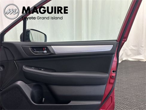 Used 2018 Subaru Outback 2.5i Premium image 17