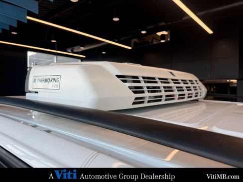 Used 2023 Mercedes-Benz Metris Cargo image 24