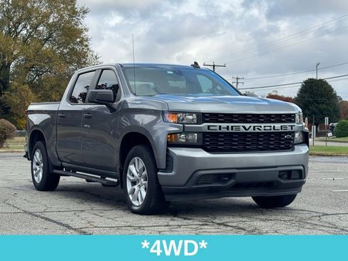 Used 2022 Chevrolet Silverado 1500 Custom w/ Safety Confidence Package image 11