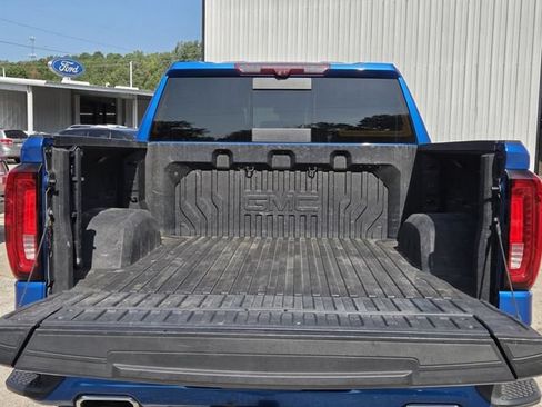 Used 2023 GMC Sierra 1500 AT4 w/ AT4 Premium Package AWD/4WD image 11