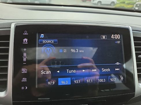 Used 2017 Honda Pilot EX-L image 21