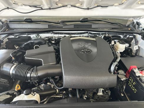 Used 2023 Toyota Tacoma Limited RWD image 24