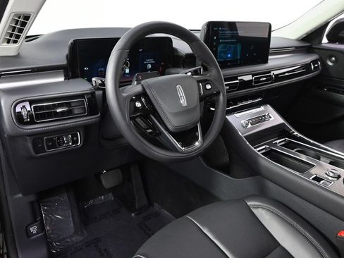 New 2026 Lincoln Aviator AWD image 12