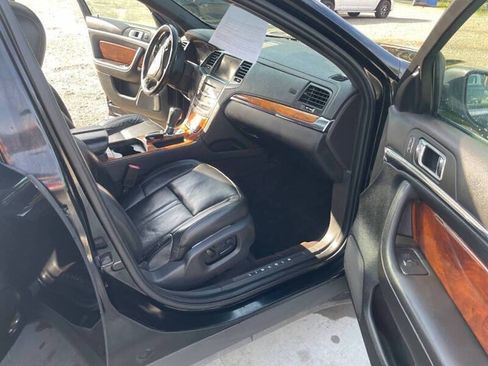 Used 2014 Lincoln MKS AWD w/ Equipment Group 101A image 27
