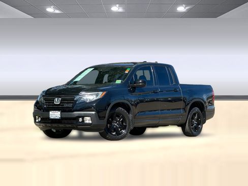Used 2018 Honda Ridgeline Black Edition image 2
