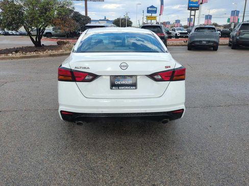 Used 2024 Nissan Altima 2.5 SR image 7