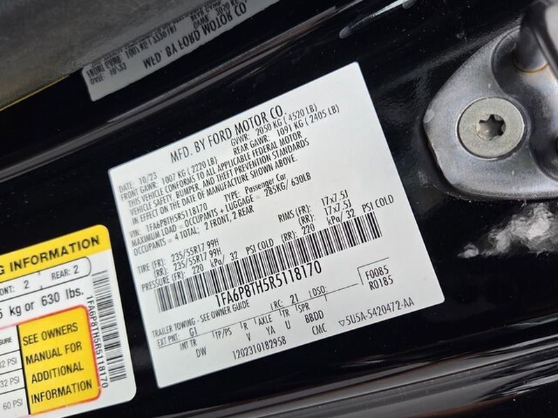 Used 2024 Ford Mustang Coupe RWD image 17