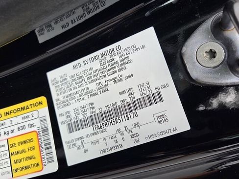 Used 2024 Ford Mustang Coupe RWD image 17