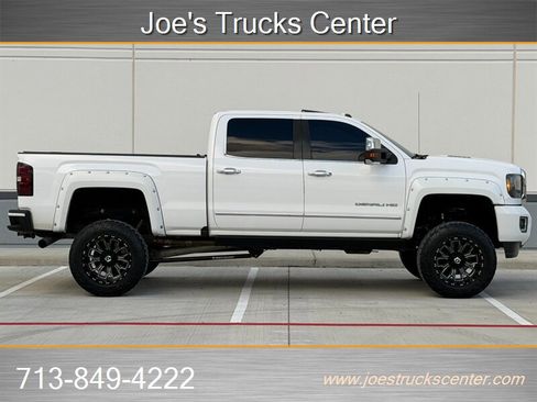 Used 2016 GMC Sierra 2500 Denali w/ Duramax Plus Package image 9
