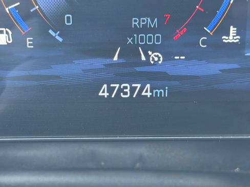 Used 2025 Chevrolet Equinox LT AWD/4WD image 24