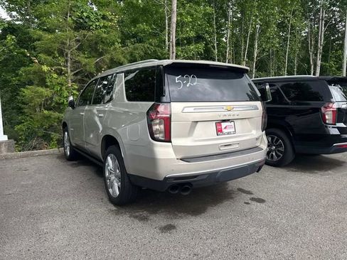 Used 2021 Chevrolet Tahoe High Country w/ Premium Package AWD/4WD image 9