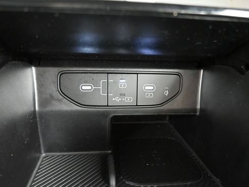 Certified 2025 Kia Sorento SX Prestige image 34