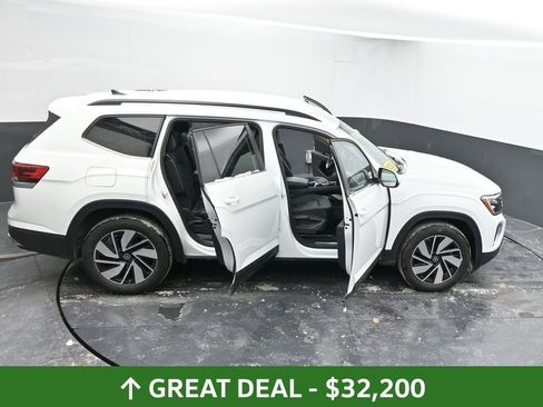 Used 2025 Volkswagen Atlas SE image 65