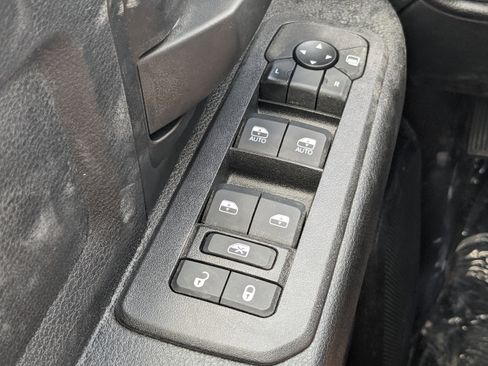 New 2025 RAM 2500 Tradesman image 19