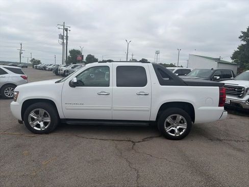 Used 2012 Chevrolet Avalanche LT w/ All-Star Edition AWD/4WD image 3
