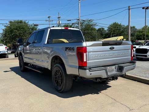 Used 2022 Ford F250 Lariat w/ Black Appearance Package AWD/4WD image 8
