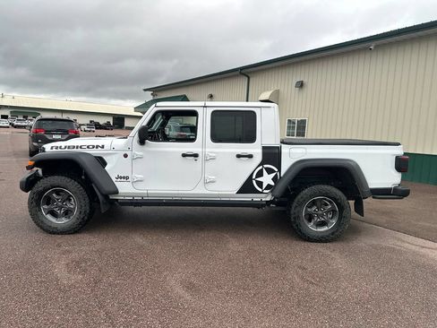Used 2023 Jeep Gladiator Rubicon w/ LED Lighting Group AWD/4WD image 35