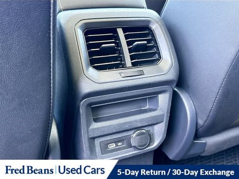 Used 2024 Volkswagen Tiguan SE w/ Panoramic Sunroof Package AWD/4WD image 33
