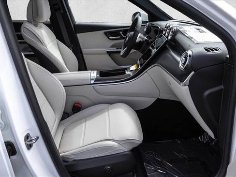 New 2026 Mercedes-Benz GLC 300 4MATIC image 24