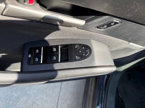 Used 2022 MAZDA CX-30 AWD 2.5 S image 11