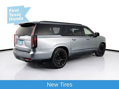 Used 2021 Cadillac Escalade ESV Sport w/ Driver Assist Tech Package image 8