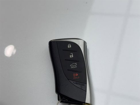 Used 2024 Lexus ES 350 w/ Premium Package image 58