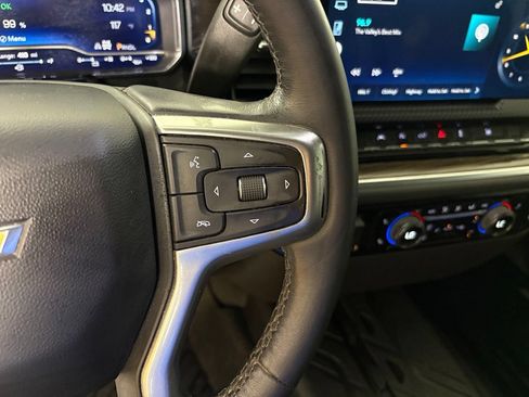 Used 2022 Chevrolet Silverado 1500 LT w/ Protection Package AWD/4WD image 24