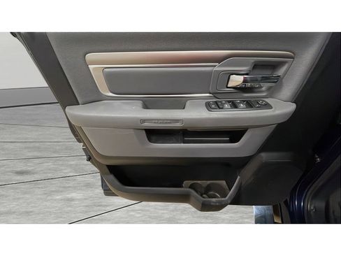 Used 2015 RAM 1500 Big Horn image 9
