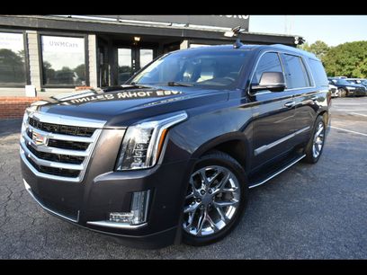 Used 2017 Cadillac Escalade Luxury