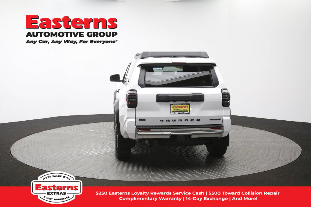 Used 2025 Toyota 4Runner Trailhunter AWD/4WD image 40