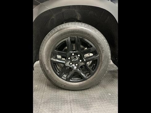 Used 2022 Chevrolet Silverado 1500 Custom w/ Rally Edition AWD/4WD image 36
