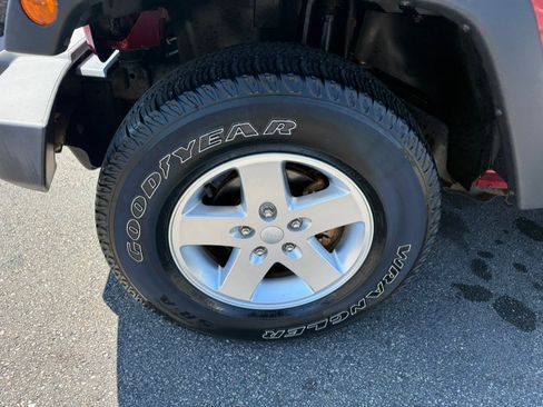 Used 2013 Jeep Wrangler Unlimited Sport AWD/4WD image 4
