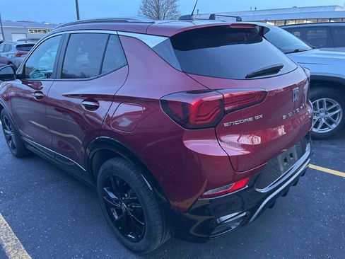 Used 2024 Buick Encore GX Sport Touring image 8