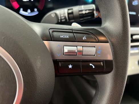Used 2025 Hyundai Sonata SEL FWD image 39