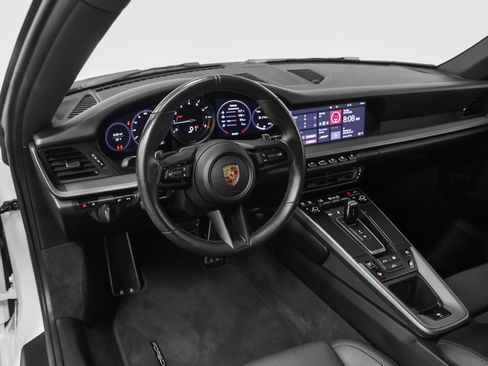 Certified 2021 Porsche 911 Carrera RWD image 32