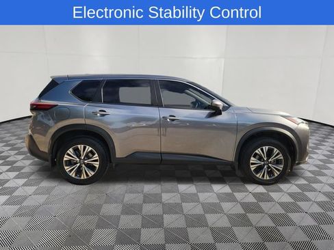 Used 2023 Nissan Rogue SV FWD image 4