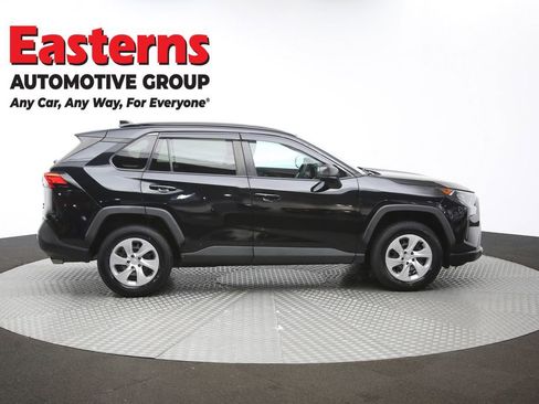 Used 2021 Toyota RAV4 LE image 43
