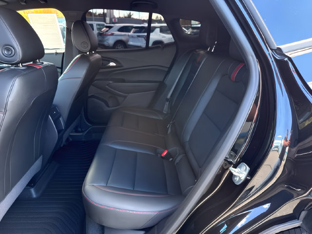 Used 2024 Chevrolet Trax RS FWD image 19