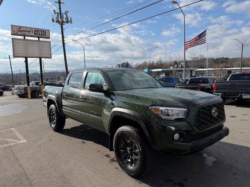 Used 2021 Toyota Tacoma SR5 image 19