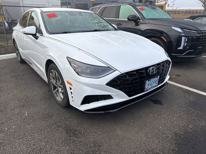 Certified 2023 Hyundai Sonata SEL w/ Preferred Accessory Package
