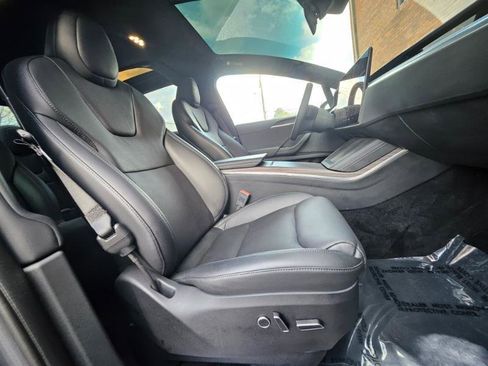 Used 2023 Tesla Model X image 62