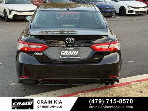 Used 2019 Toyota Camry SE image 6