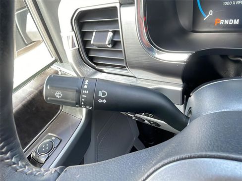 Used 2022 Ford F150 Lariat image 23