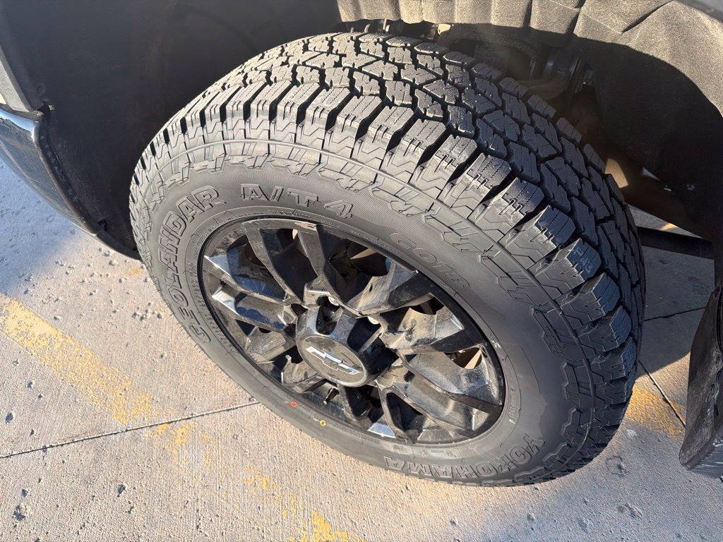 Used 2026 Chevrolet Silverado 2500 Custom AWD/4WD image 5