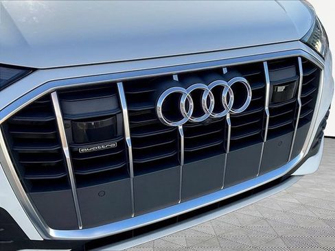 Used 2023 Audi Q7 2.0T Premium Plus w/ Premium Plus Package AWD/4WD image 36