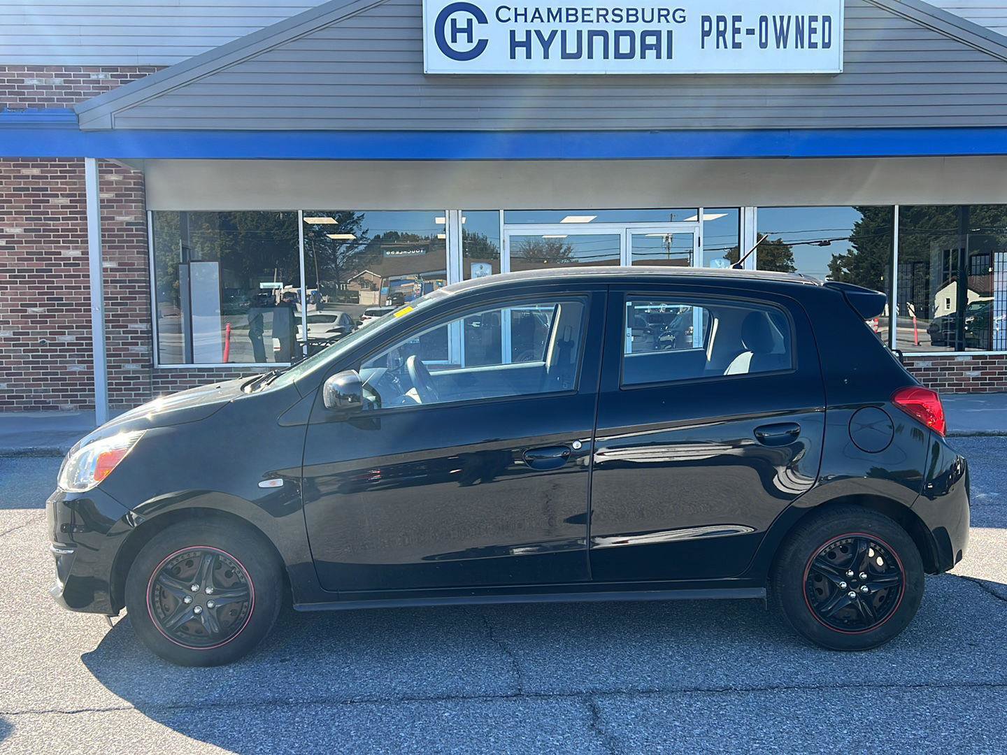 Used 2019 Mitsubishi Mirage ES FWD image 2